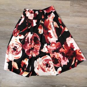 High waisted Skirt